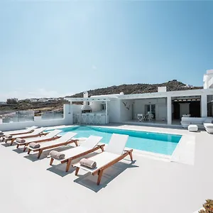 Urban Rabbit Villas Ορνός